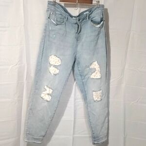 Judy Blue Light Blue Ripped Boyfriend Jeans